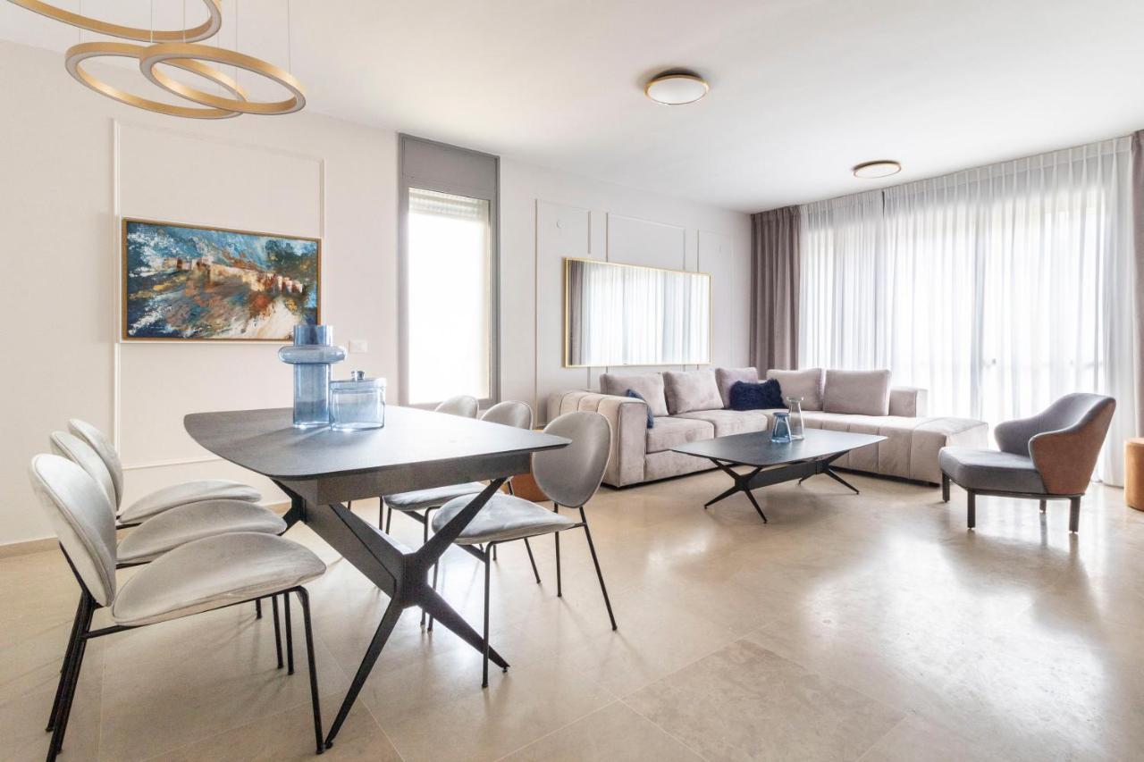 The Haneviim Suites - Isrentals Иерусалим Экстерьер фото